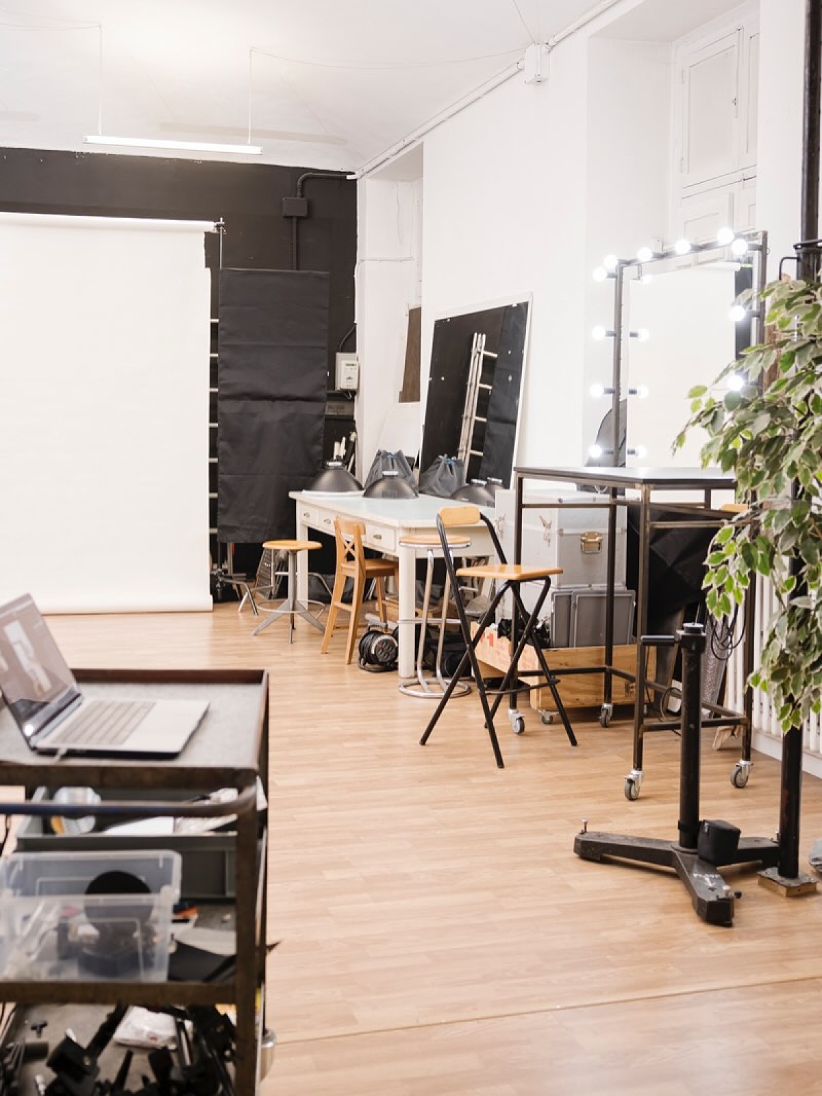 Spazio Sempre . Studio Artistico. Coworking